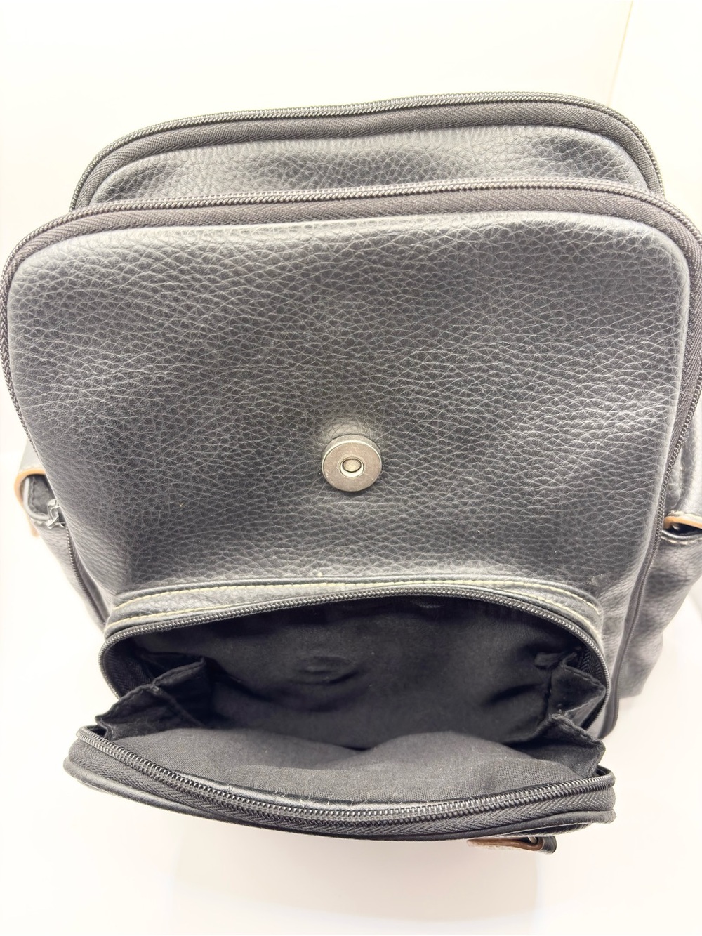 Vintage Mini Backpack - Picture 6 of 8